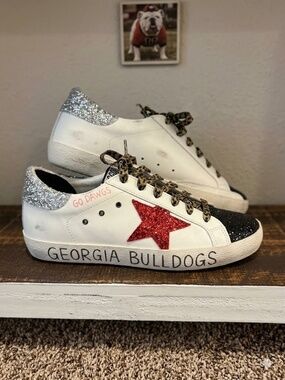 Georgia Bulldog Shoes, Sz 8, New